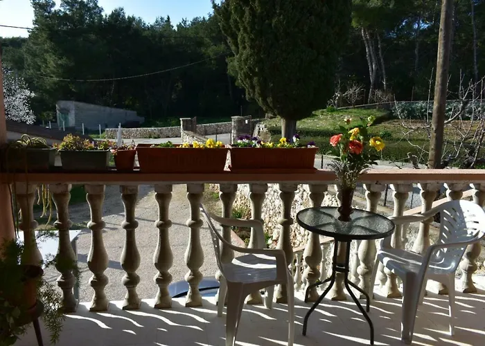 F-Holiday Apartment