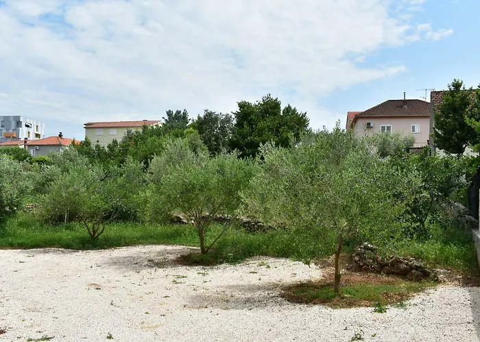 F-Holiday Apartment