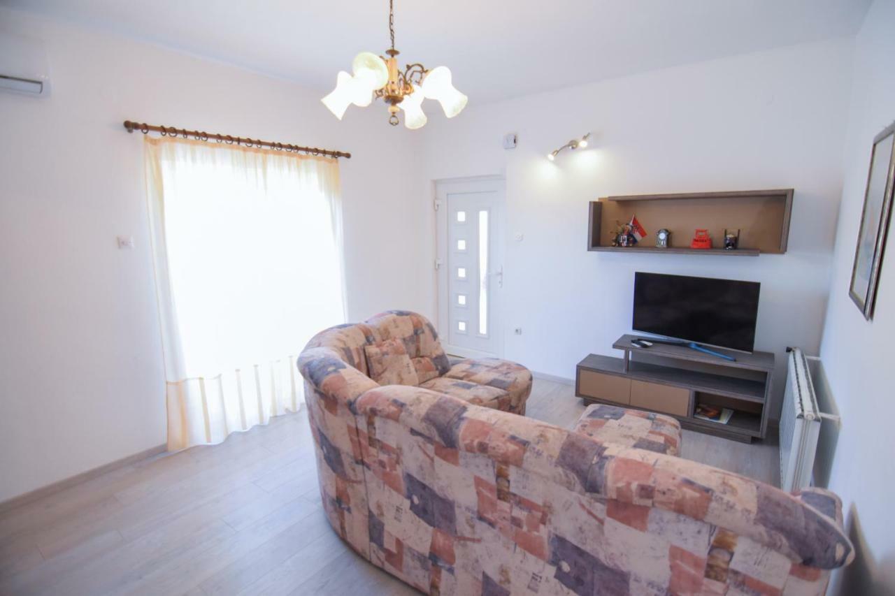 F-holiday Appartement *